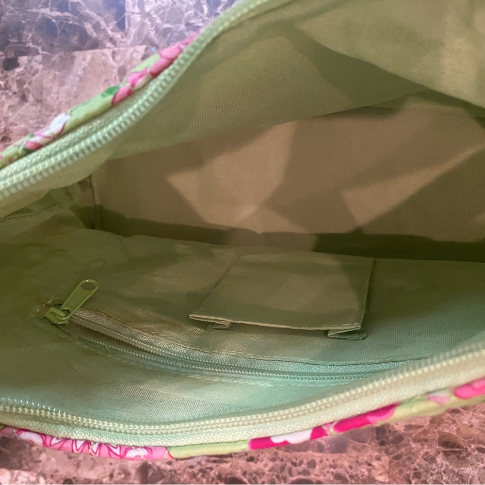 Vibrant Floral Shoulder Quilted Bag in Green and Pink - Picture 5 of 9